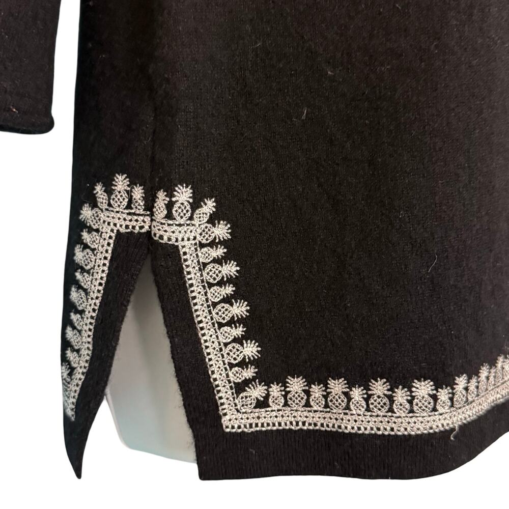 Tommy Bahama Black Cashmere White Pineapple Embroidered Tunic Sweater size XS - Picture 9 of 10